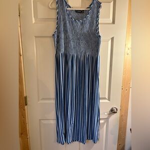Nina Leonard Blue and White Textured Dress